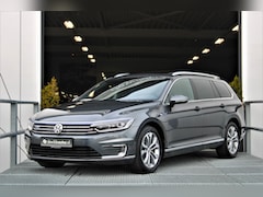 Volkswagen Passat Variant - 1.4 TSI GTE Highline 218pk Pano Leer Camera DAB ACC Stoelverwarming Navi