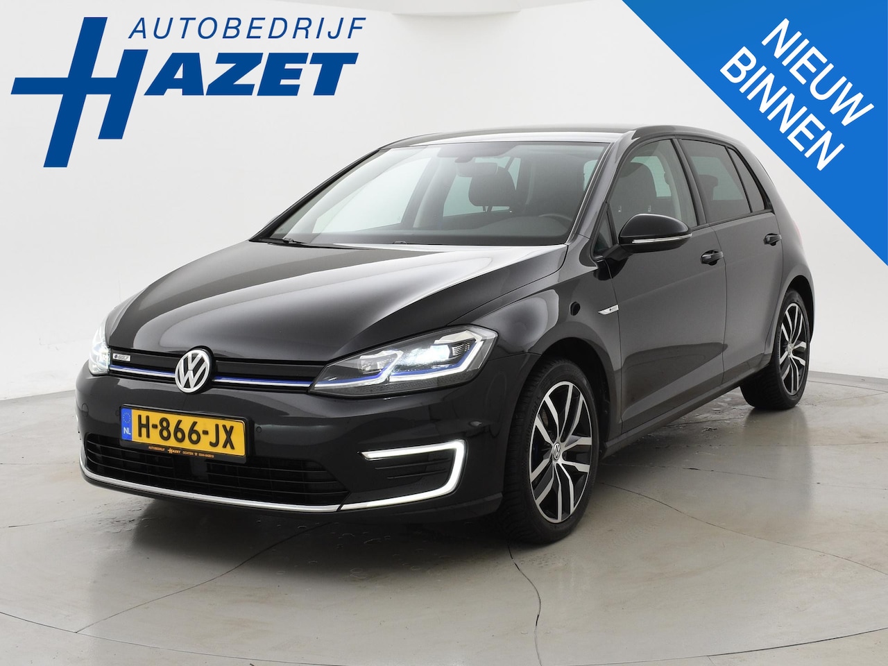 Volkswagen e-Golf - E-DITION + FULL LED / ADAPTIVE CRUISE / CAMERA / NAVIGATIE / 17 INCH LMV - AutoWereld.nl