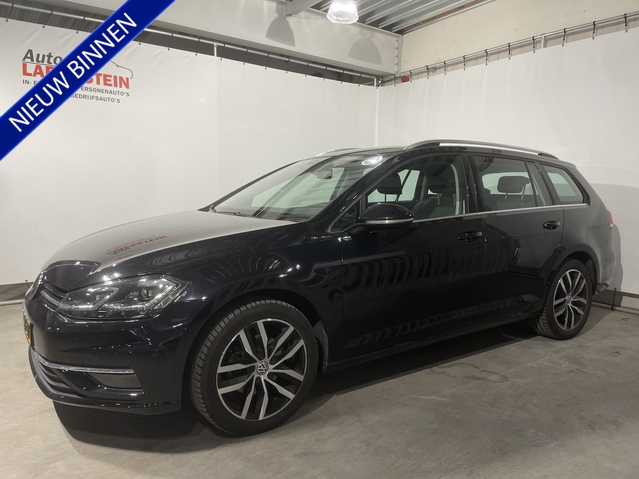 Volkswagen Golf Variant - 1.5 TSI 150pk-Highline Business R 110kw Carplay / ACC / ECC / Navi / PDC Executive-pakket - AutoWereld.nl