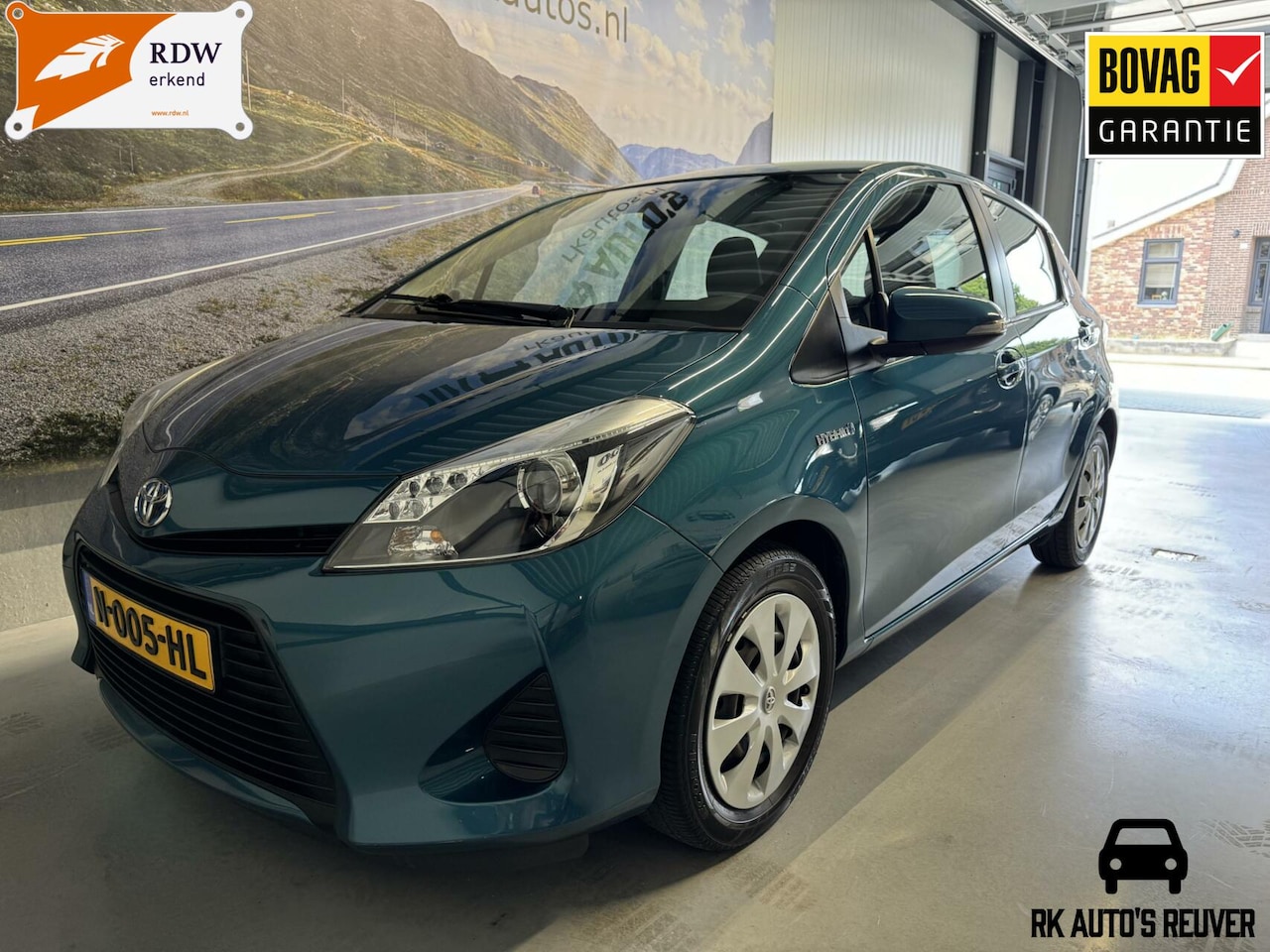 Toyota Yaris - 1.5 Full Hybrid Aspiration / Trekhaak - AutoWereld.nl