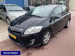 Toyota Auris - 1.8 Full Hybrid Aspiration 2010 Navigatie + camera APK sep-2025. Boekjes en NAP zijn aanwe