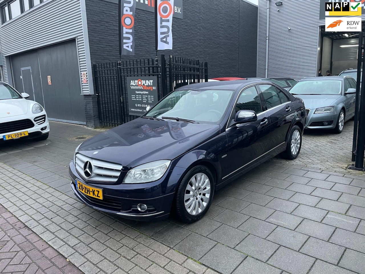 Mercedes-Benz C-klasse - 180 K Elegance Trekhaak Navi Airco PDC NAP APK - AutoWereld.nl