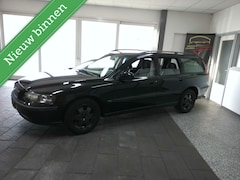 Volvo V70 - 2.4 Comfort Line 2003 zwart LPG Youngtimer