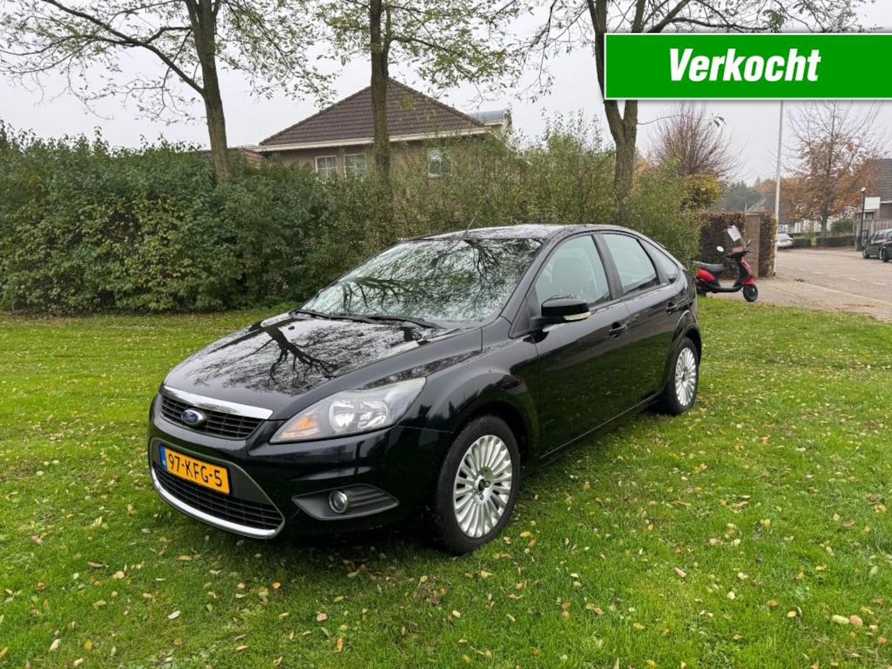 Ford Focus - 1.8 HB - navigatie - ecc - trekhaak - in nieuwstaat! - AutoWereld.nl