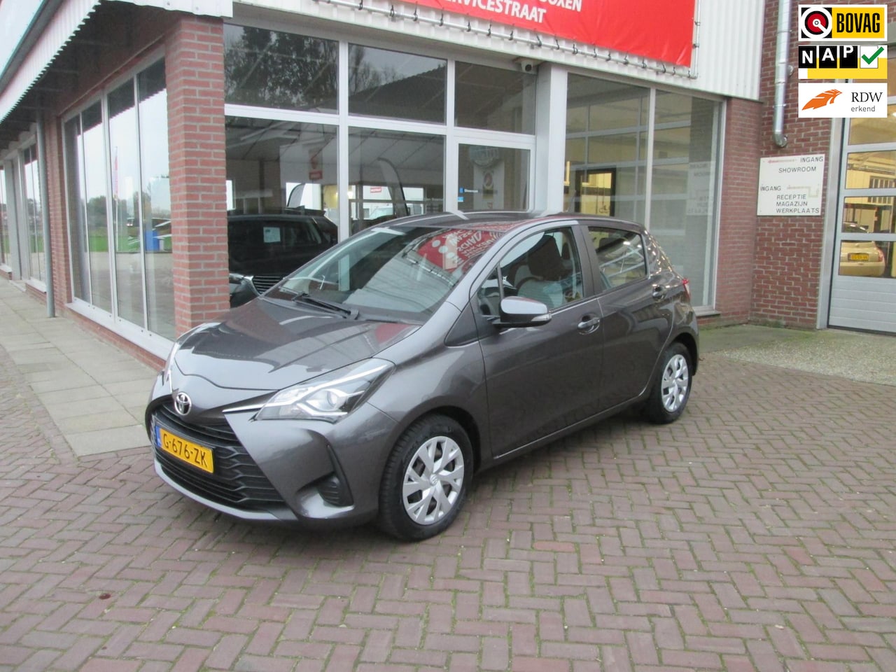 Toyota Yaris - 1.5 VVT-i Active 1.5 VVT-i Active - AutoWereld.nl