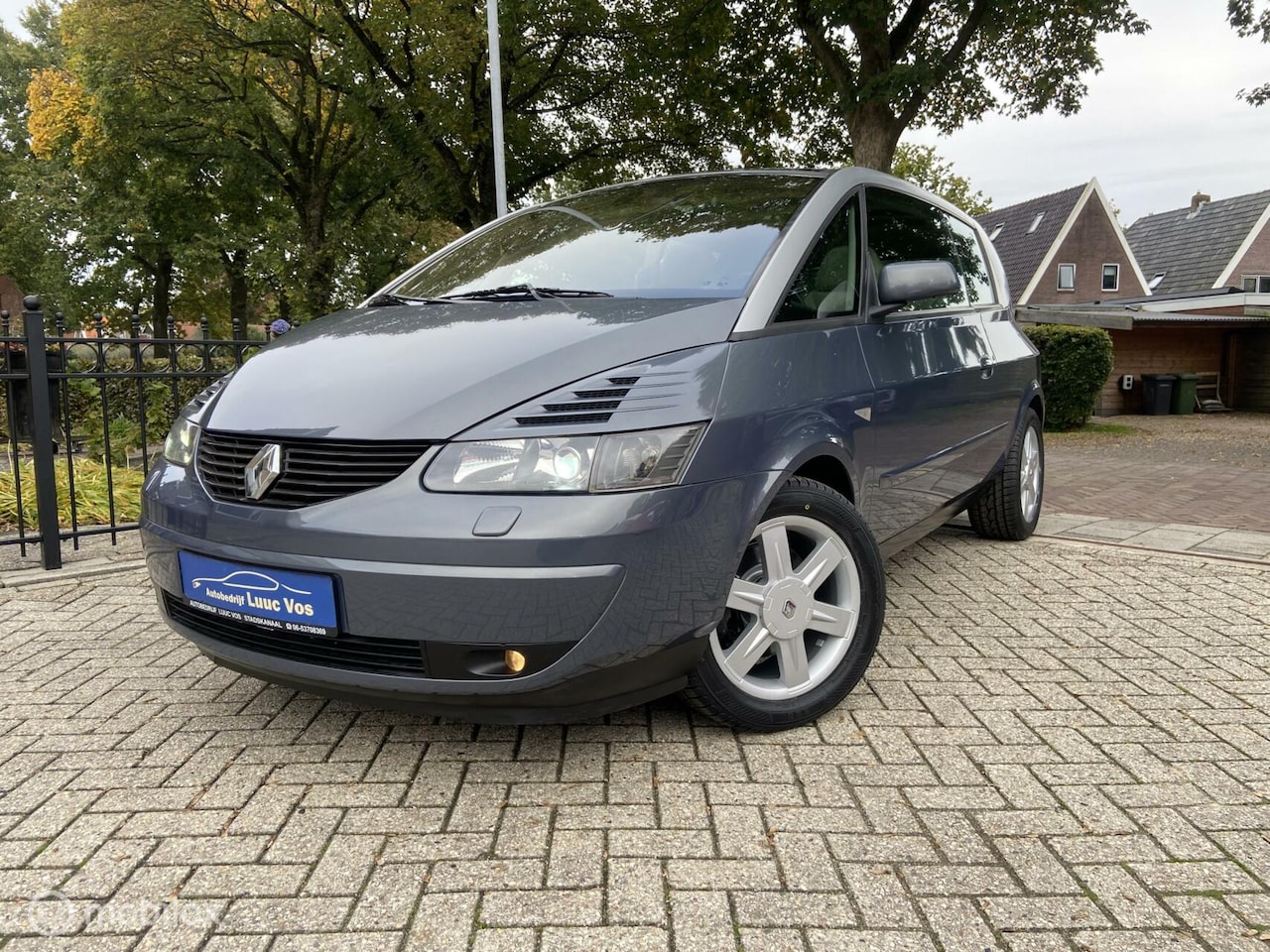 Renault Avantime - 3.0-24V V6 Privilège 3.0-24V V6 Privilège, Youngtimer , Beurt - AutoWereld.nl