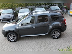 Dacia Duster - 1.2 TCe 4x2 Ambiance Airco-Cruise-Navi-Bluetooth-Parkeersensoren. 14.000 Km