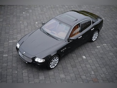 Maserati Quattroporte - 4.2 V8