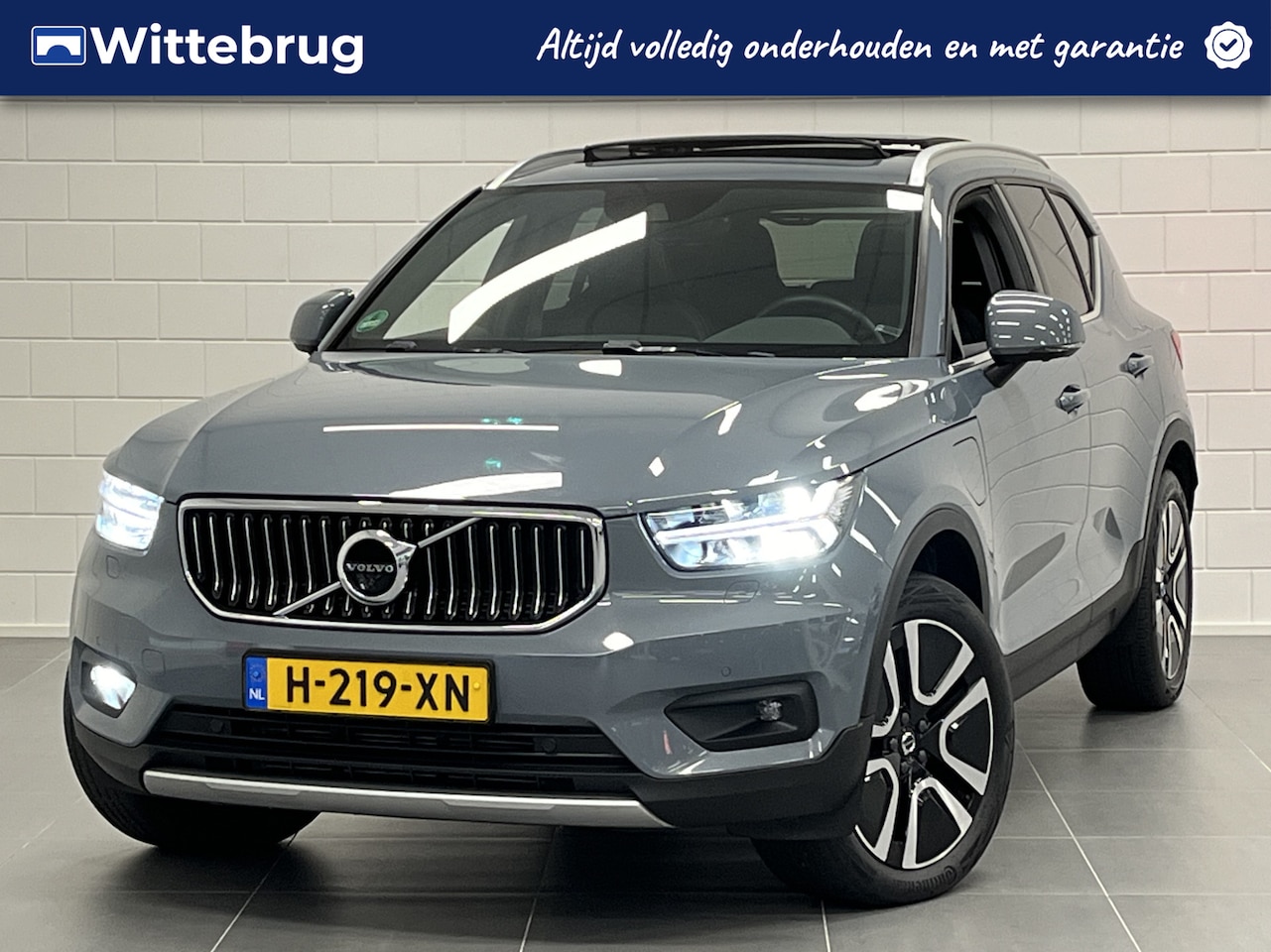 Volvo XC40 - 1.5 T5 Twin Engine Inscription PHEV | TREKHAAK WEGKLAPBAAR | LEDER | LED | PREMIUM AUDIO | - AutoWereld.nl