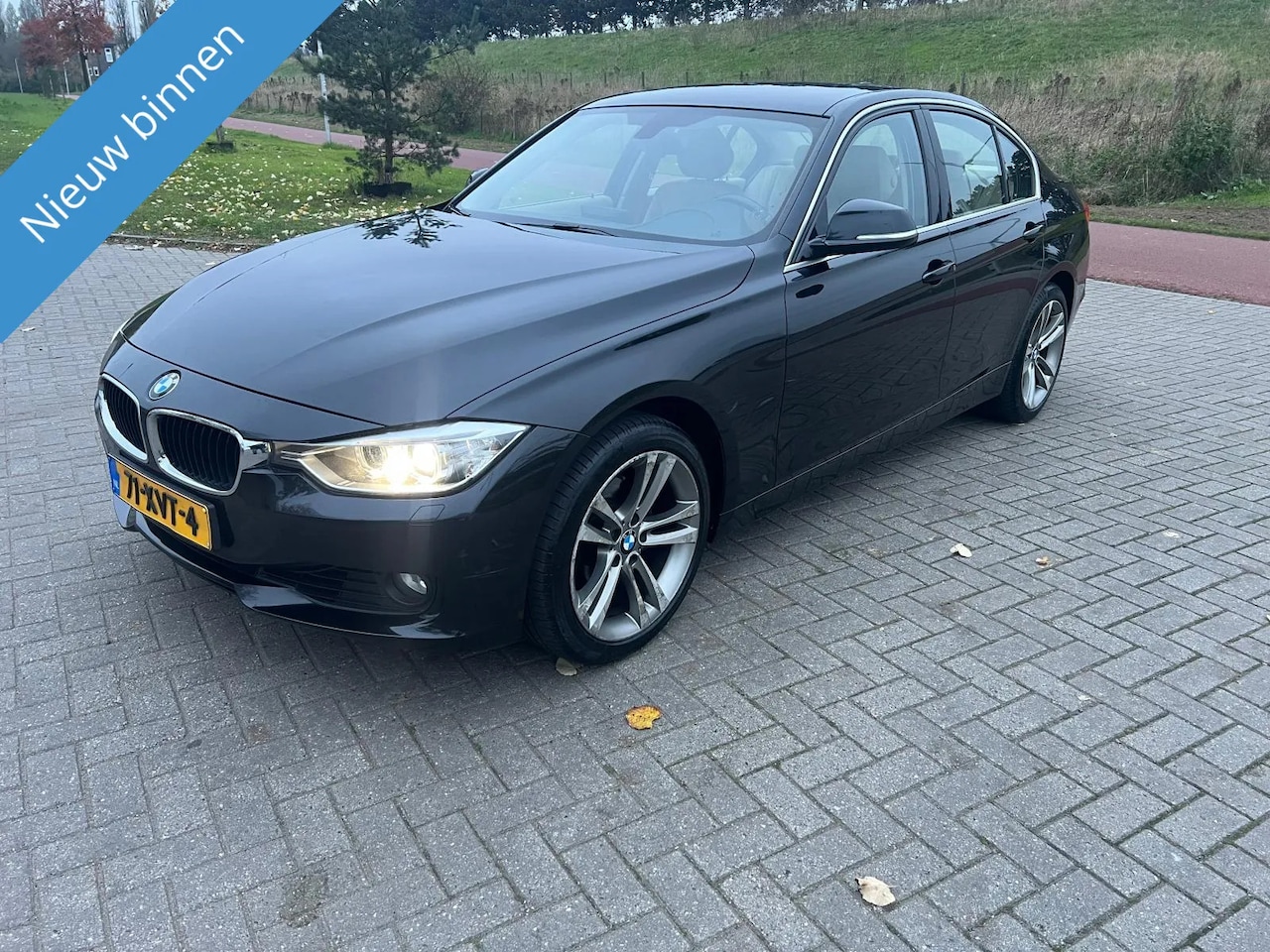 BMW 3-serie - 320i High Executive NAVI/LEDER/CRUISE NWE APK - AutoWereld.nl