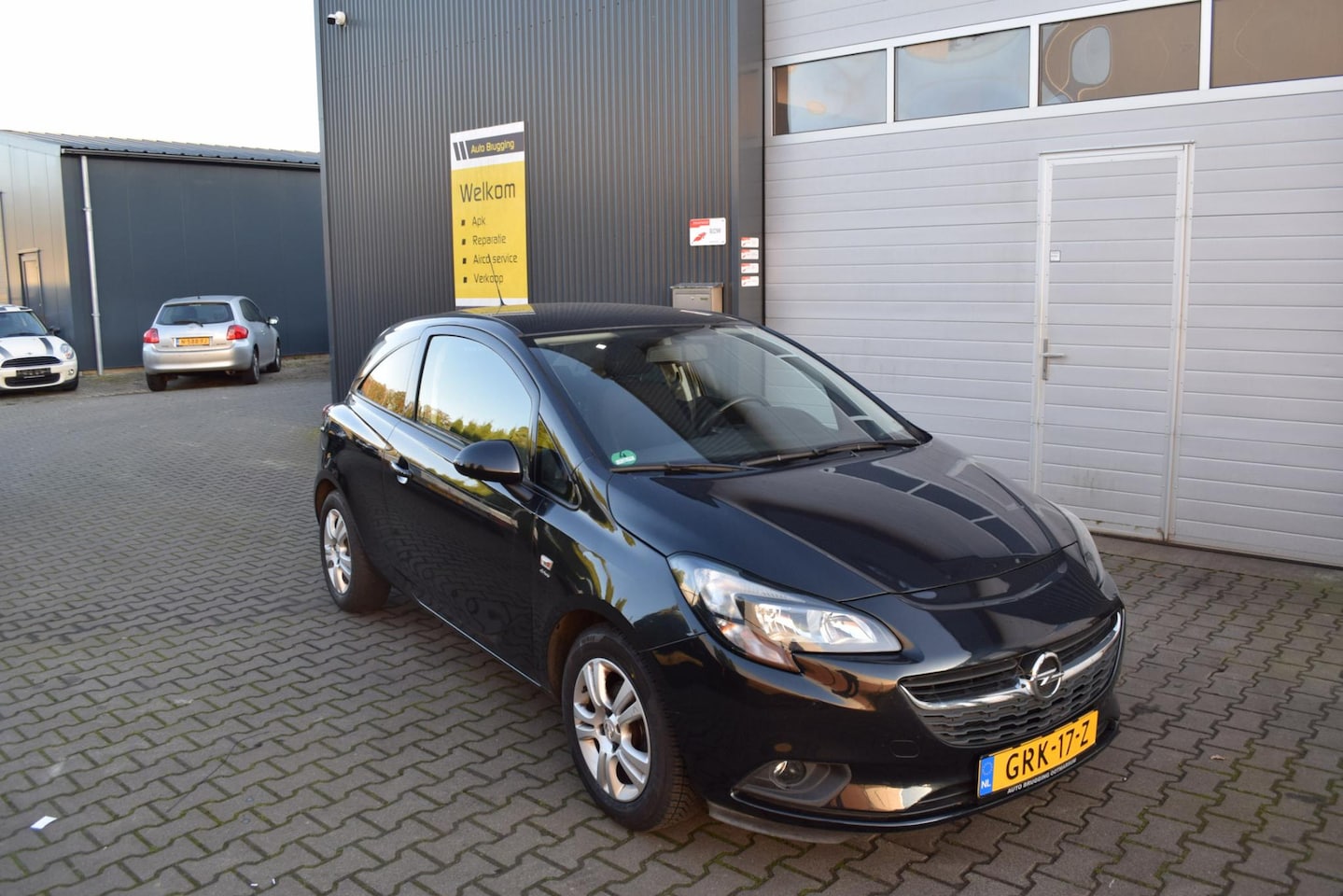 Opel Corsa - 1.2 Airco stoel verwarming stuurwiel verwarming - AutoWereld.nl