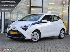 Toyota Aygo - 1.0 VVT-i x-play Automaat met Trekhaak Bluetooth camera