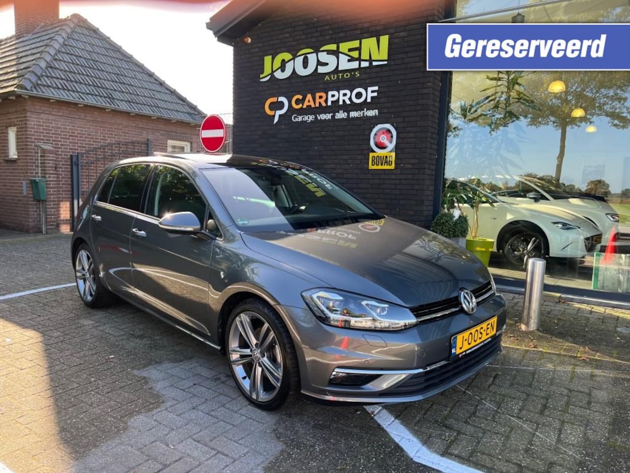 Volkswagen Golf - 1.4 TSI HL BNS R LINE - AutoWereld.nl