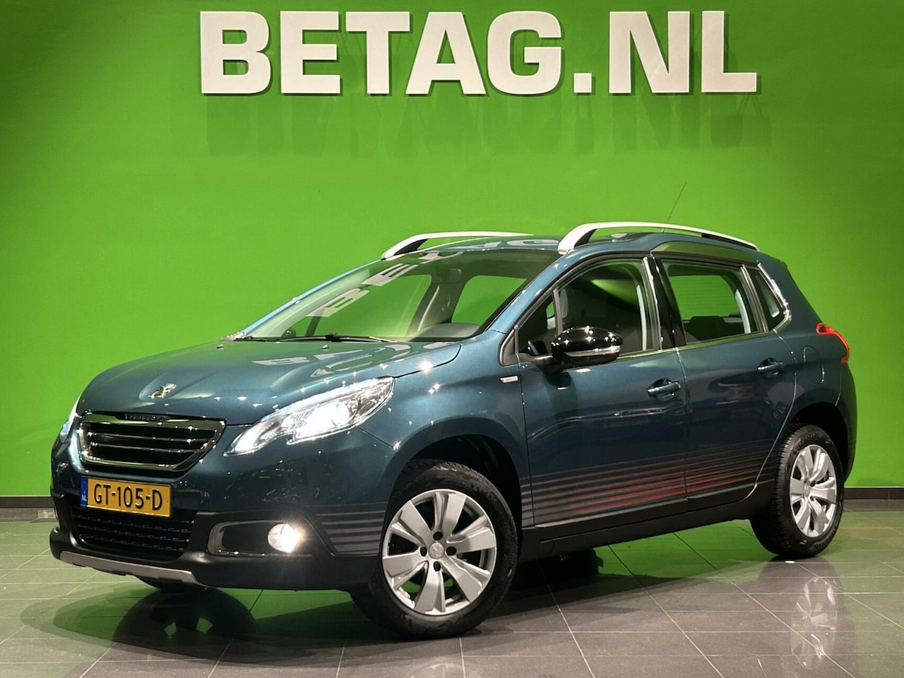 Peugeot 2008 - 1.2 Urban Cross | Airco | Cruise control | Navi - AutoWereld.nl