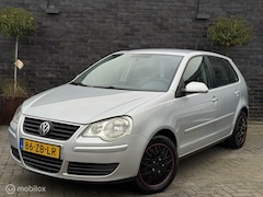 Volkswagen Polo - 1.4-16V 5D -AIRCO- Apk (1-11-2025) *INRUIL MOGELIJK