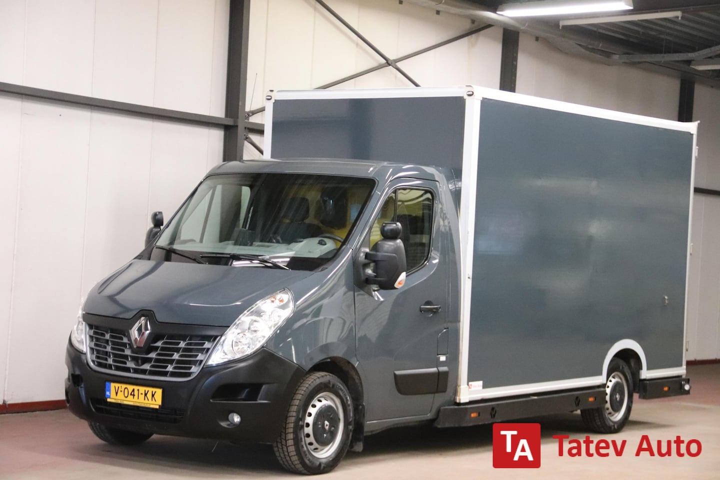 Renault Master - T35 2.3 dCi 170PK AUTOMAAT PAARDENWAGEN LOWLINER VERKOOPWAGEN - AutoWereld.nl