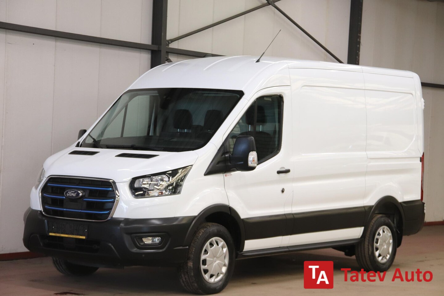 Ford E-Transit - 350 L2H2 Trend 68 kWh ELEKTRISCH NAVIGATIESYSTEEM - AutoWereld.nl