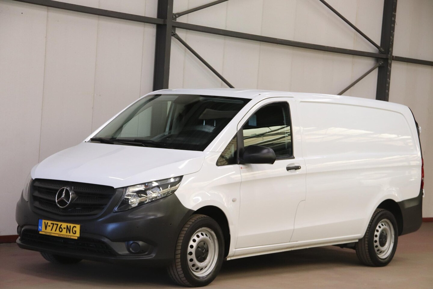 Mercedes-Benz Vito - 114 CDI Lang NAVIGATIE TREKHAAK - AutoWereld.nl