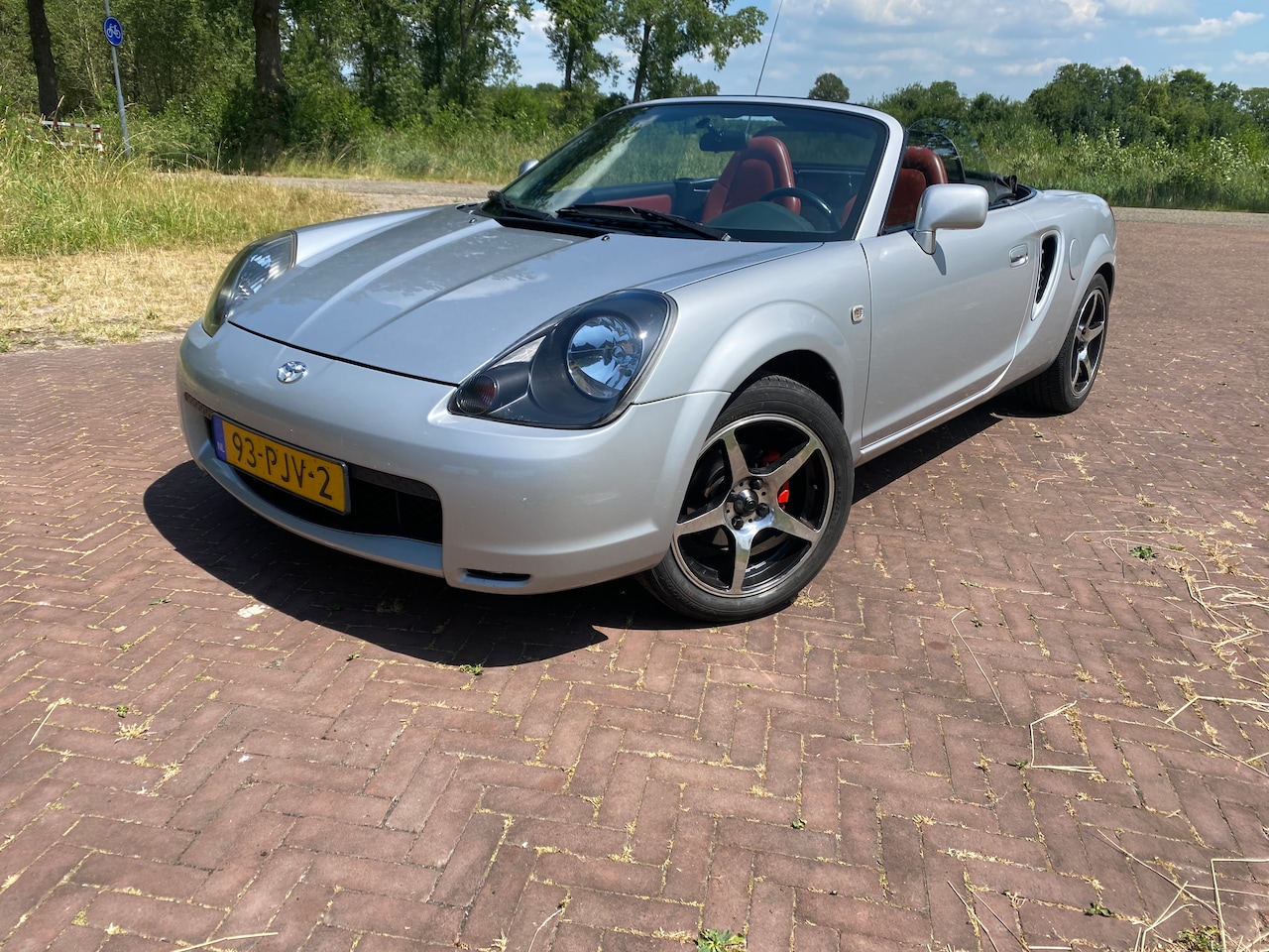 Toyota MR 2 - 1.8i VVT-i Sp.Ed.Lim - AutoWereld.nl