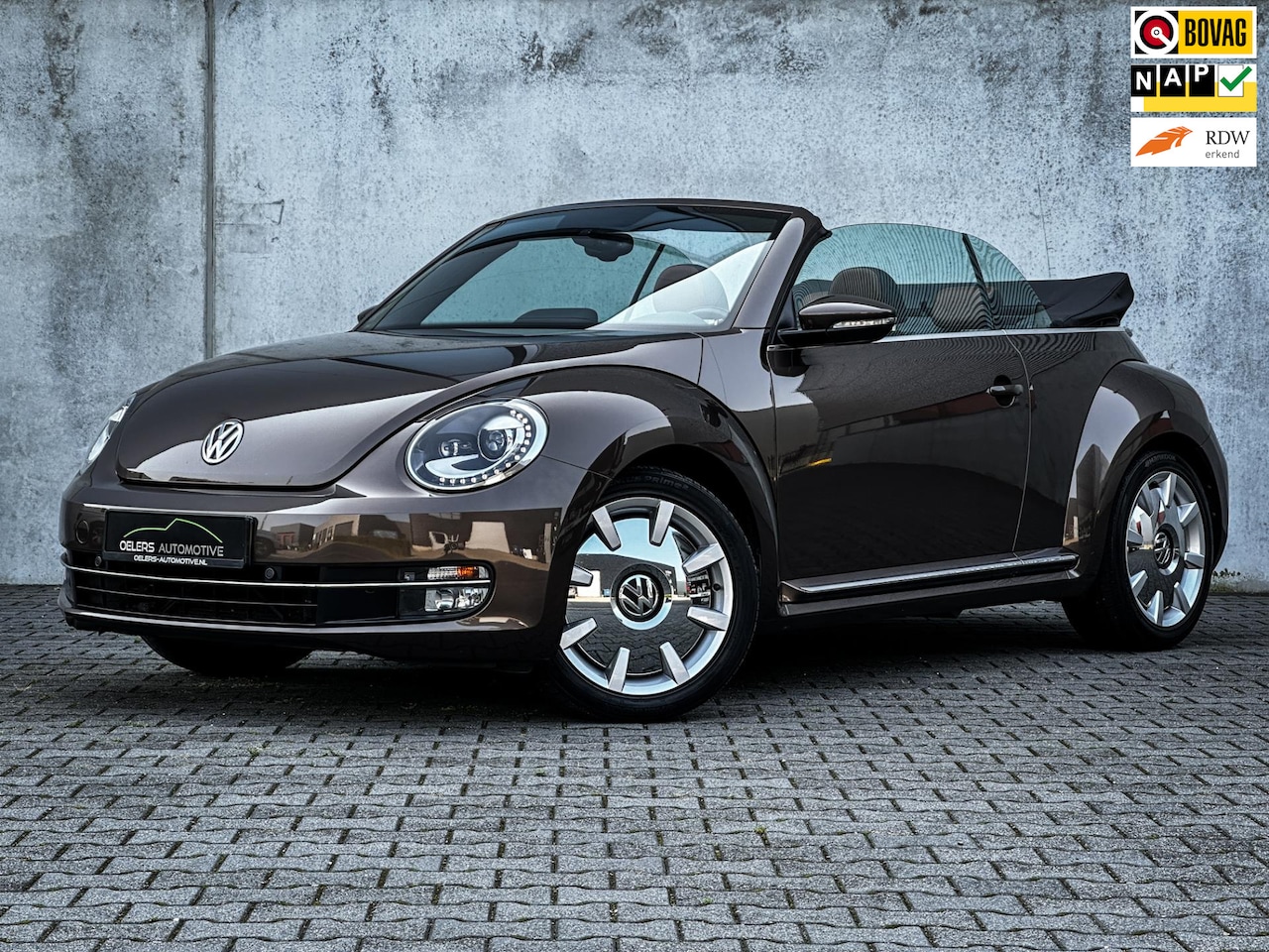 Volkswagen Beetle Cabriolet - 1.4 TSI Exclusive | Clima | Leder | Cruise | LED | Navi | Stoelverw. | Windscherm | Uniek! - AutoWereld.nl