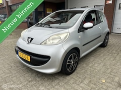 Peugeot 107 - 1.0-12V XS Urban Move AIRCO*ELECTRISCHE RAMEN*CV