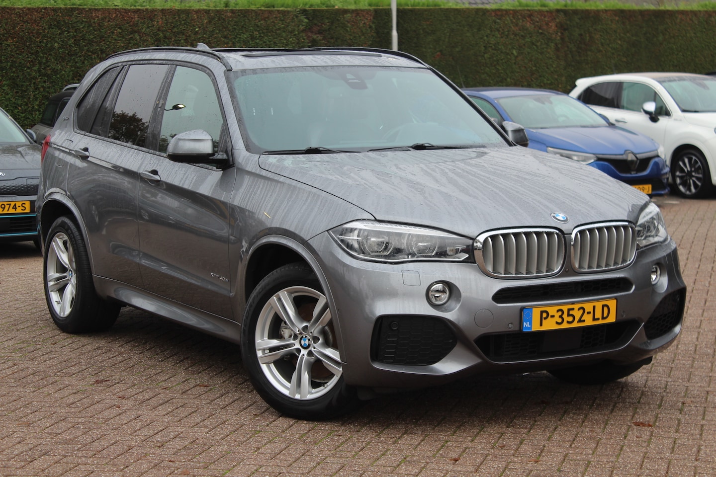 BMW X5 - xDrive40e iPerformance M Sport Edition / Full option! / Trekhaak / Panoramadak / 360Camera - AutoWereld.nl