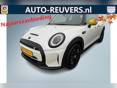 MINI Mini-Electric - SE Classic 33 kWh Navigatie / Panorama / HarmanKardon / HUD