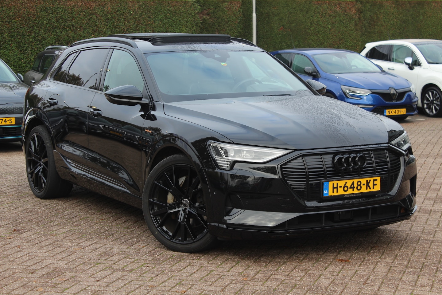 Audi e-tron - e-tron 55 quattro advanced Pro Line Plus 95 kWh / Full option! / Trekhaak / Panoramadak / - AutoWereld.nl