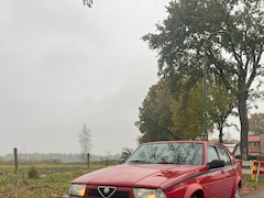 Alfa Romeo 75 - 1.8 Turbo America