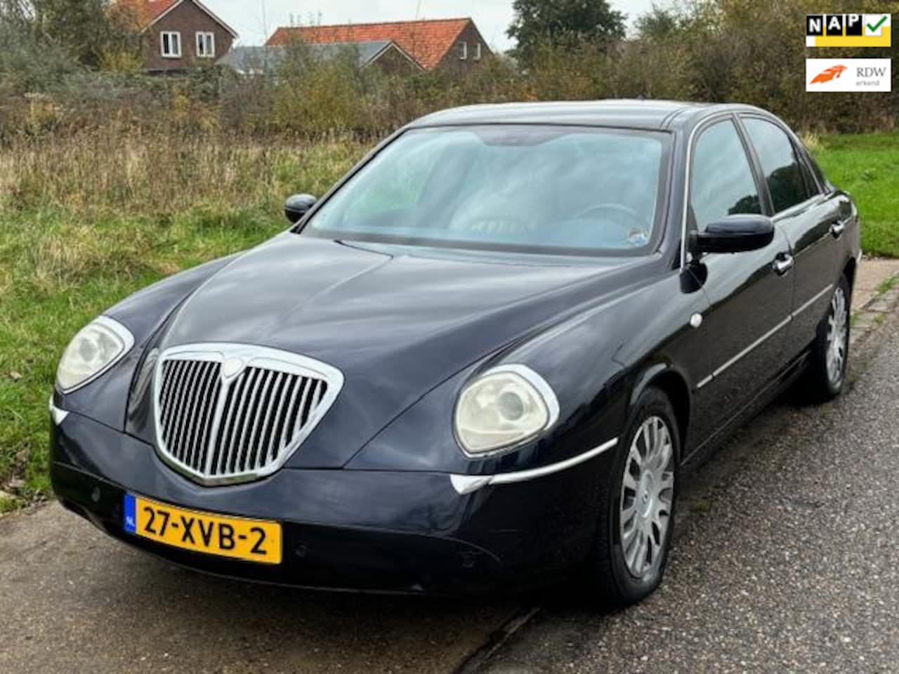 Lancia Thesis - 3.0-24V V6 Emblema Automaat ( ex Berlusconi!!) ECC Audio/CD Navi leder LMV 17" Cruisecontr - AutoWereld.nl