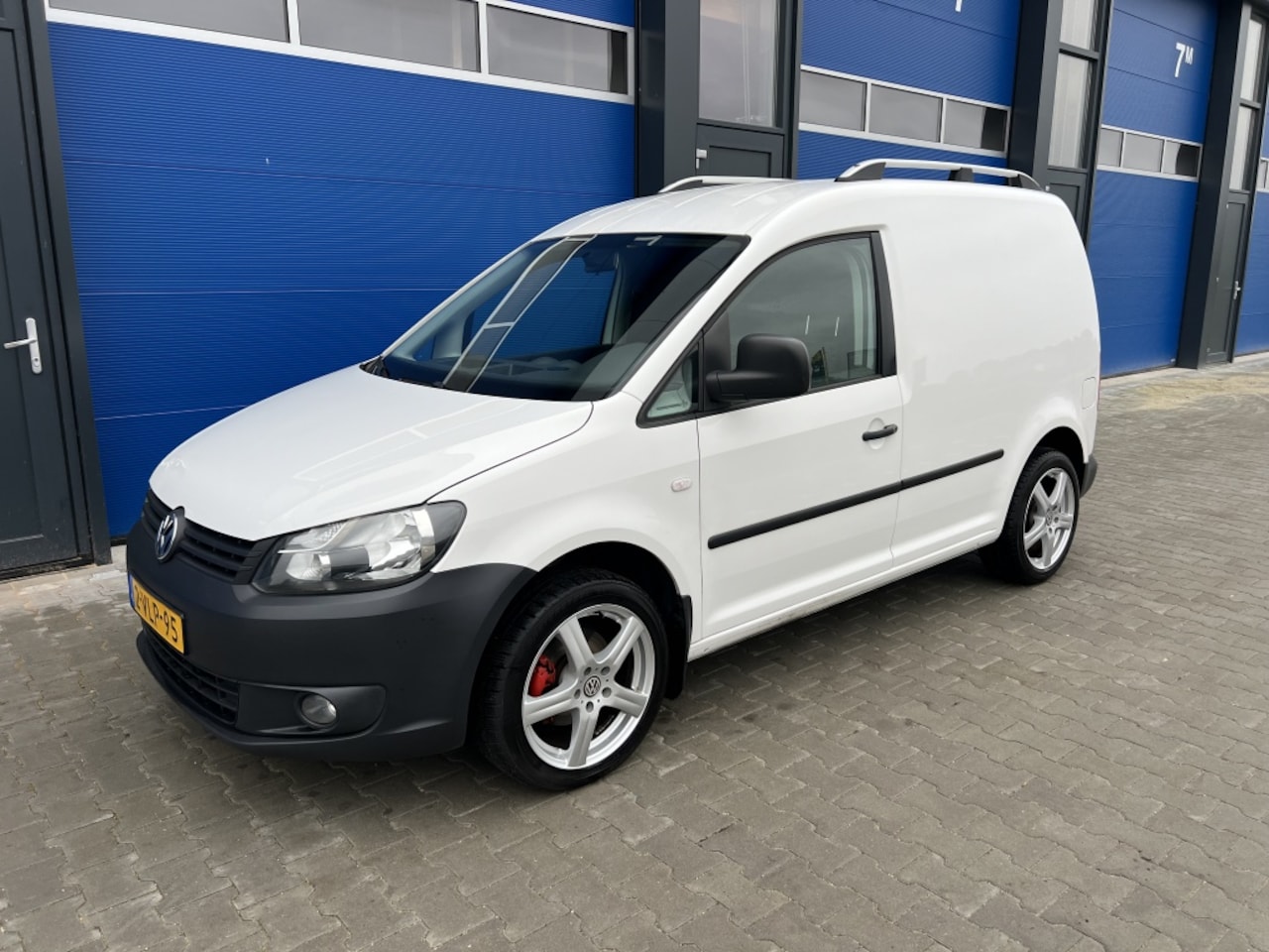 Volkswagen Caddy - 1.6 TDI BMT - AutoWereld.nl