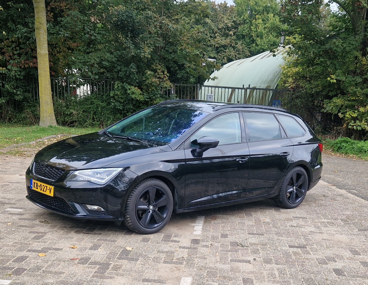 Seat Leon ST - 1.6 TDI Style Connect Ecomotive - AutoWereld.nl