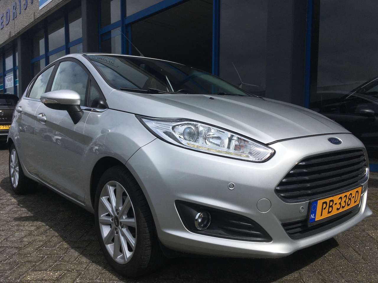 Ford Fiesta - 1.0 EcoBoost Titanium 1.0 EcoBoost Titanium - AutoWereld.nl