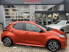 Toyota Yaris - 1.5 Hybrid Style 5-drs A/T + FABRIEKSGARANTIE