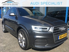 Audi Q3 - 1.4 TFSI CoD S-line Bose Daytona grey