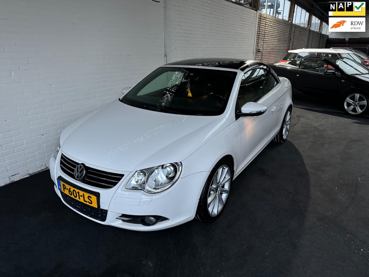 Volkswagen Eos - 1.4 TSI Highline| airco|APK1 JAAR| - AutoWereld.nl