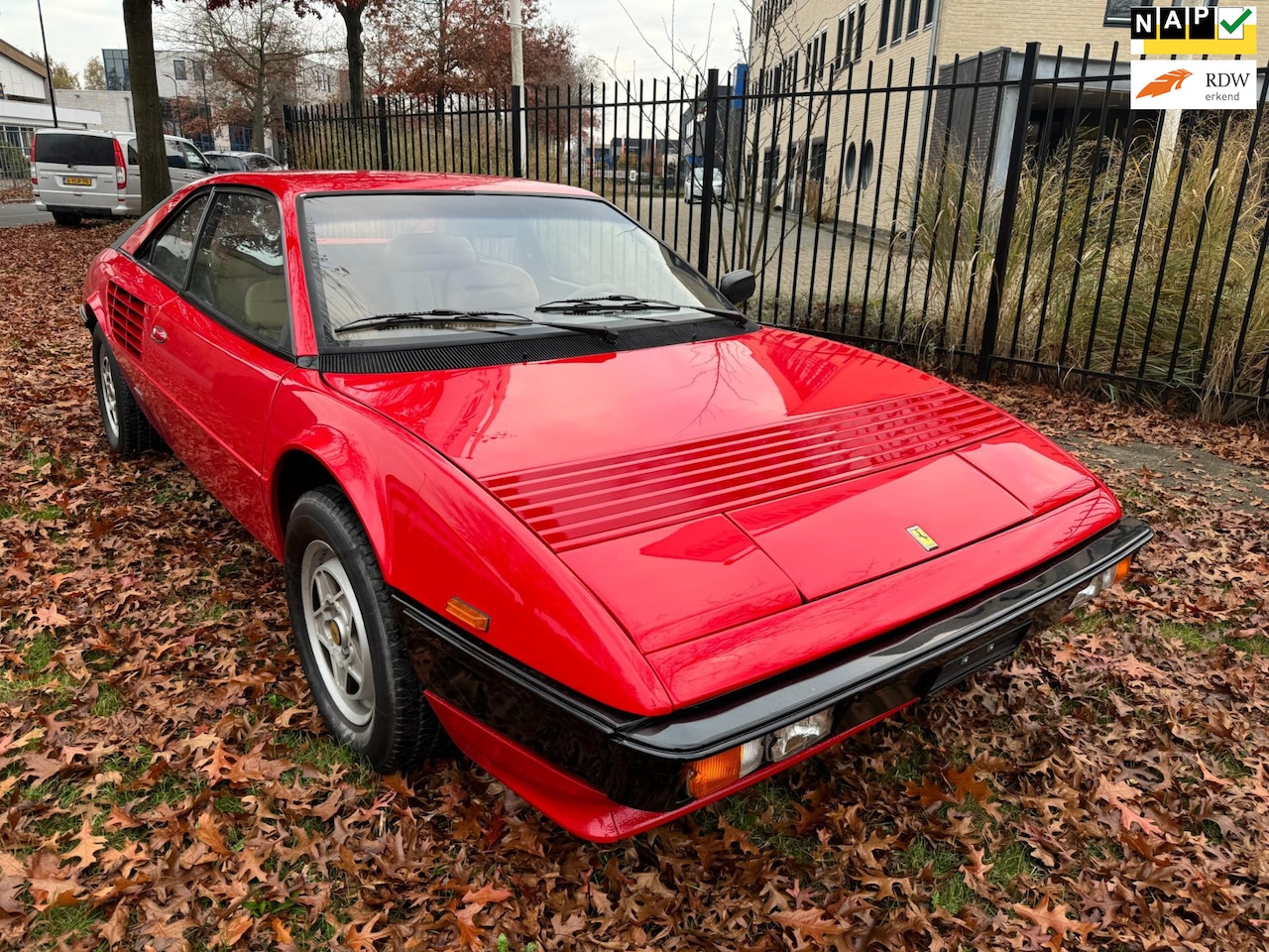 Ferrari Mondial - 8 2+2 3.0 v8 1 van de eerste mondial's , COUPÉ 1e eigenaar, 66.327 originele km, loopt en - AutoWereld.nl