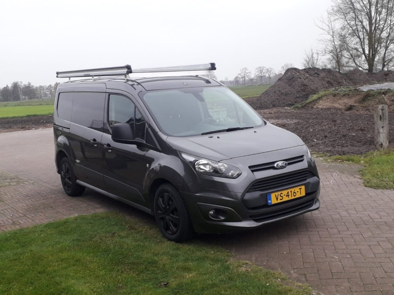 Ford Transit Connect - 1.5 TDCi L2H1 Camera, trekhaak imperial Euro5 154354 km - AutoWereld.nl