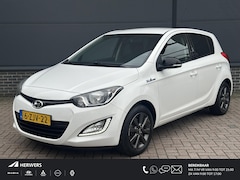 Hyundai i20 - 1.2 HP i-Motion / Cruise / Airco / LM Velgen / Bluetooth /