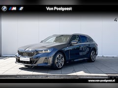 BMW i5 Touring - eDrive40 M Sport Edition M-Sport / Driving Assistant Plus / Stoelventilatie / 19" / Elektr