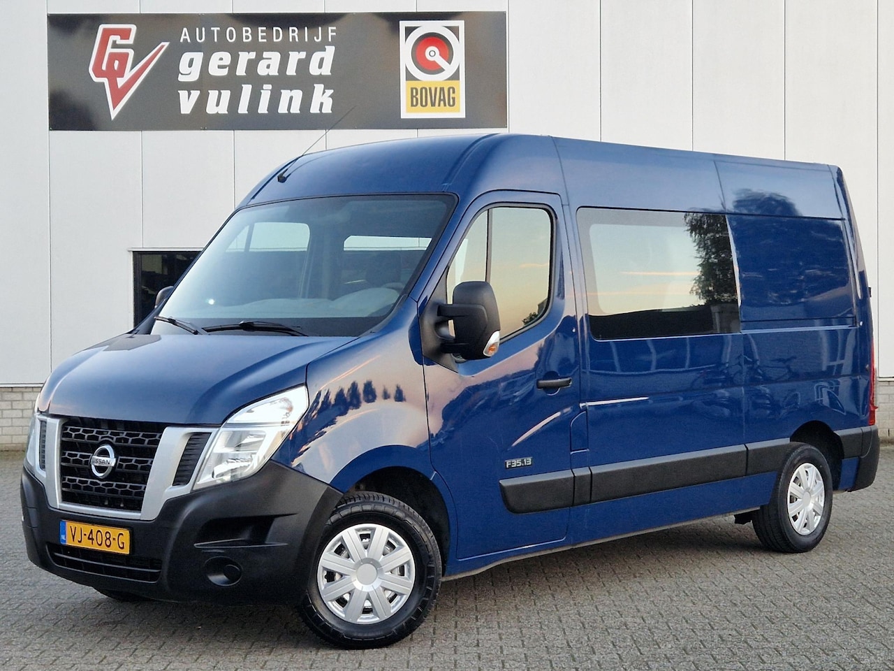 Nissan NV400 - 2.3 dCi L2H2 Professional AIRCO TREKHAAK 6 PERS - AutoWereld.nl