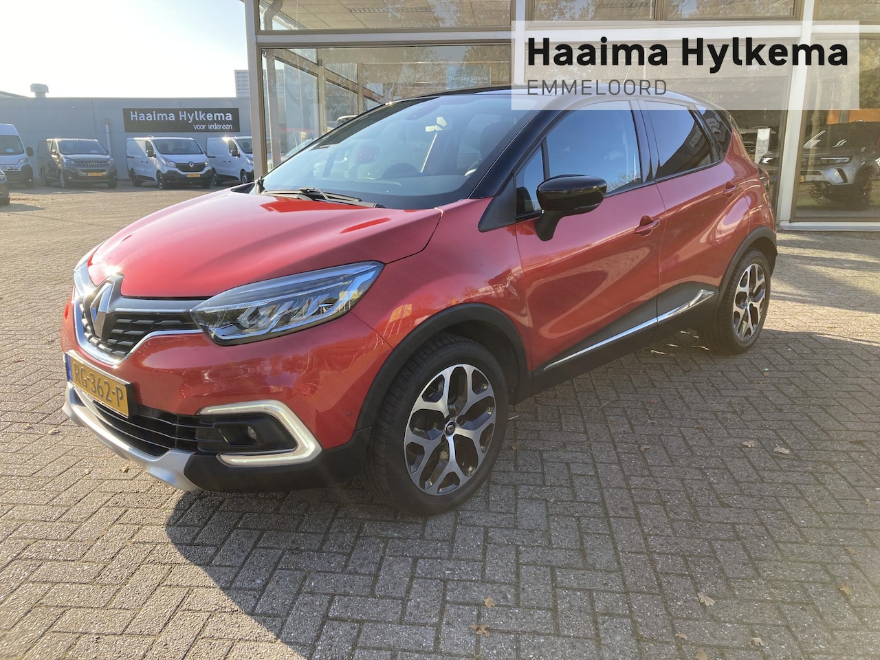 Renault Captur - Intens | Climate control | Navigatie | Camera | Elektrisch Pakket | Cruise control | LED | - AutoWereld.nl