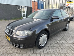 Audi A3 - 1.9 TDI Attraction EXPORT