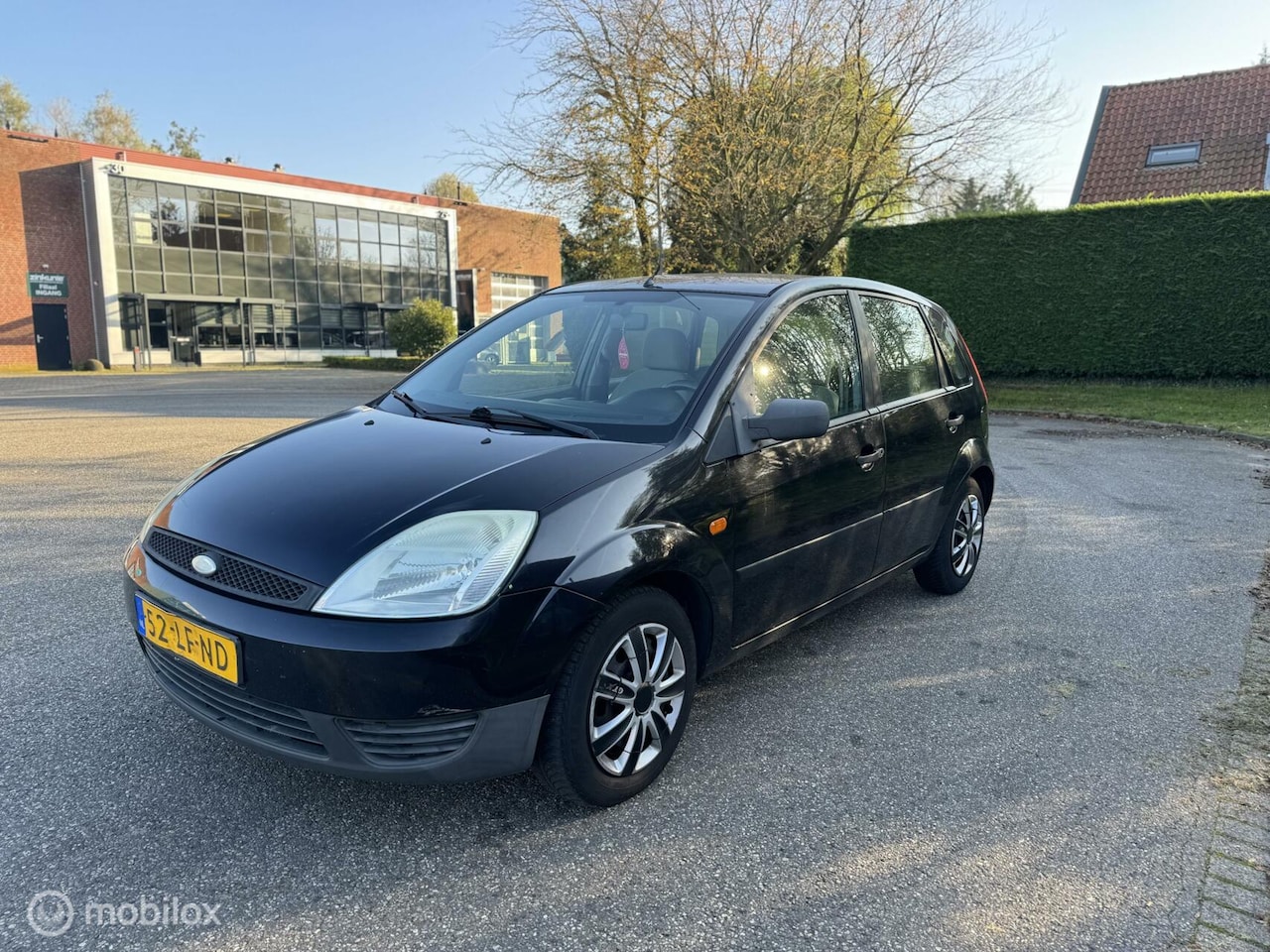 Ford Fiesta - 1.3 Ambiente - SCHERM - AIRCO - ELEK. RAMEN - AutoWereld.nl