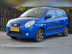 Kia Picanto - 1.1 Sportby{Niewe apk}