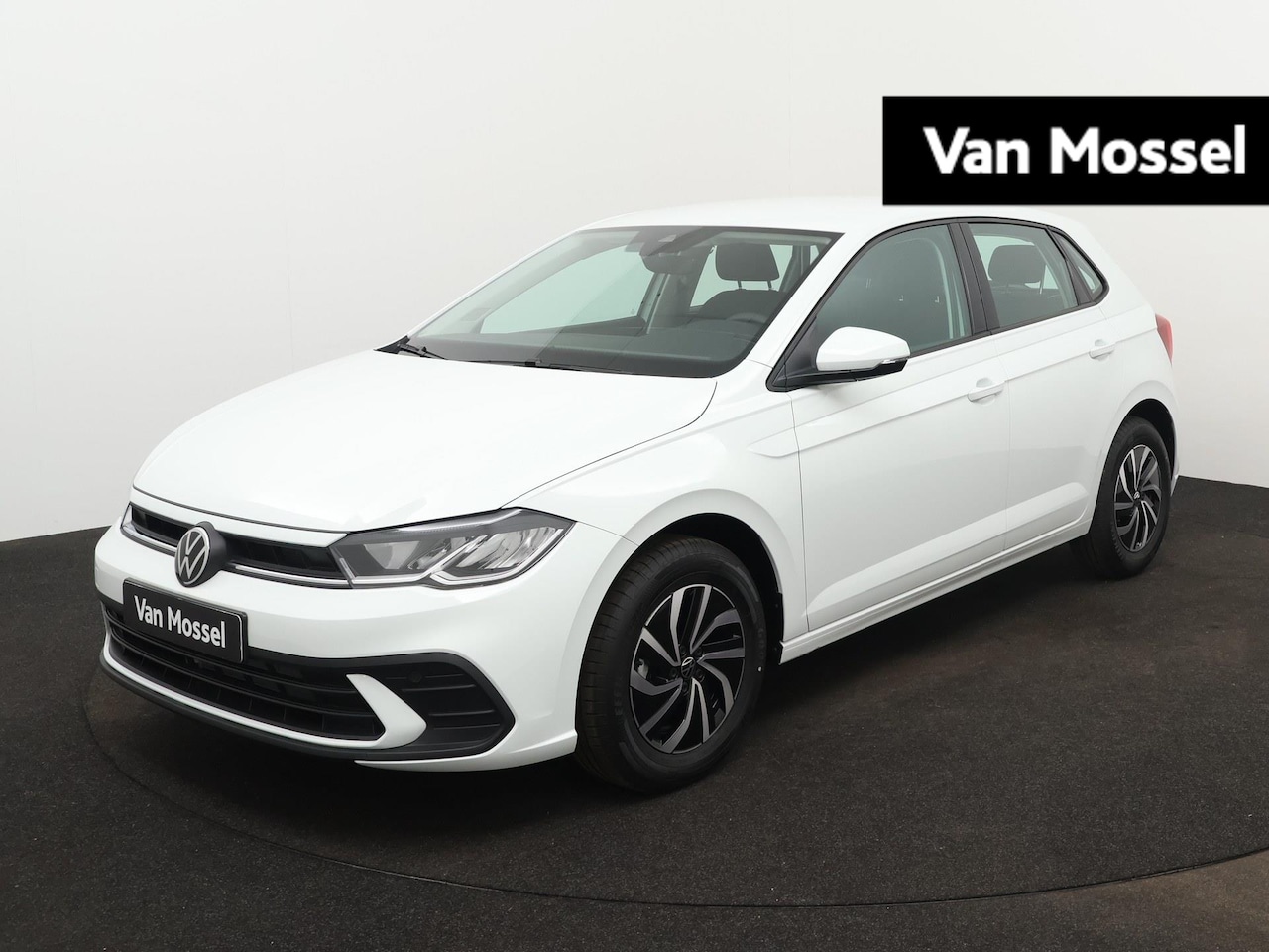 Volkswagen Polo - 1.0 TSI Life | Trekhaak | Apple Carplay | 15" Lichtmetalen velgen | Digital cockpit | Airc - AutoWereld.nl