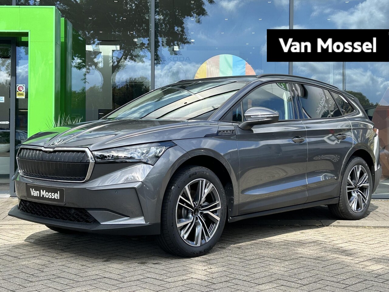 Skoda Enyaq iV - 60 Business Edition 58 kWh 180 PK | Verwarmbare Voorstoelen | Getinte Ruiten | Adaptive Cr - AutoWereld.nl