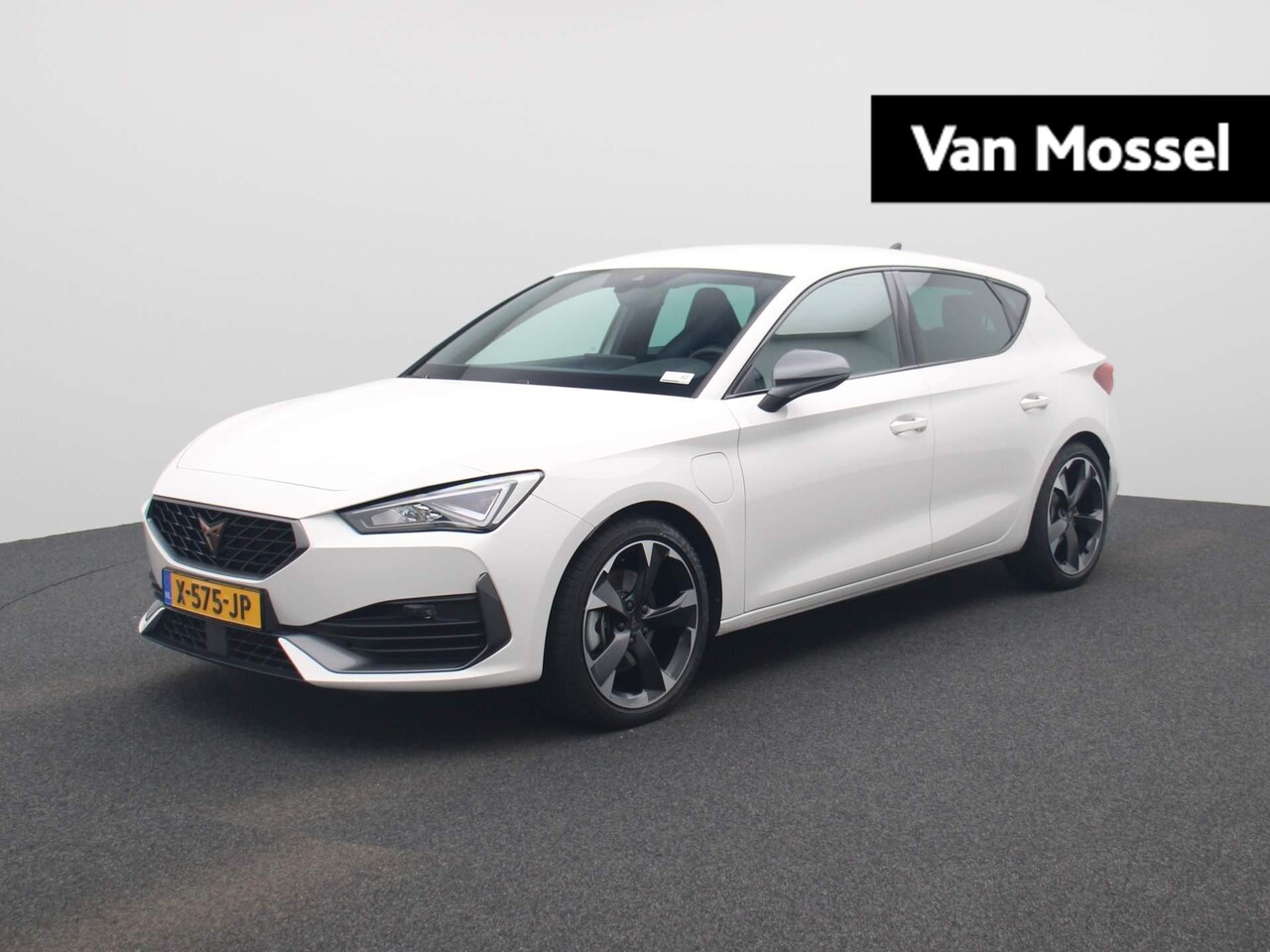 CUPRA Leon - 1.4 e-Hybrid Essential | Navi | ECC | LMV | PDC | LED | - AutoWereld.nl