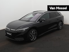 Volkswagen ID.7 Tourer - Pro Business 77 kWh 286 PK | Elektrisch verstelbare voorstoelen | Navigatie | Apple Carpla