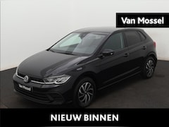 Volkswagen Polo - 1.0 TSI Life Edition | Direct leverbaar | Velgen 'essex', 15 inch lichtmetaal |Achteruitri